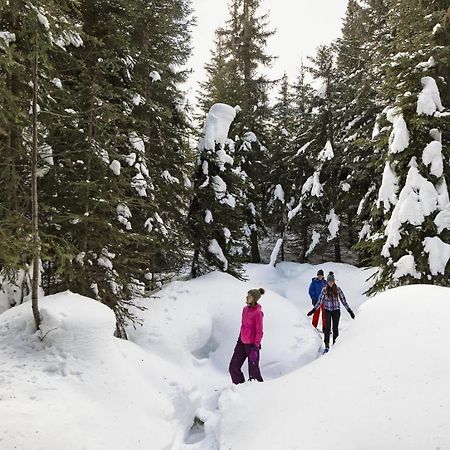 Holiday Home Sun Peaks Bagian luar foto
