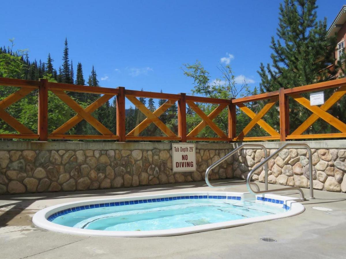Holiday Home Sun Peaks Bagian luar foto