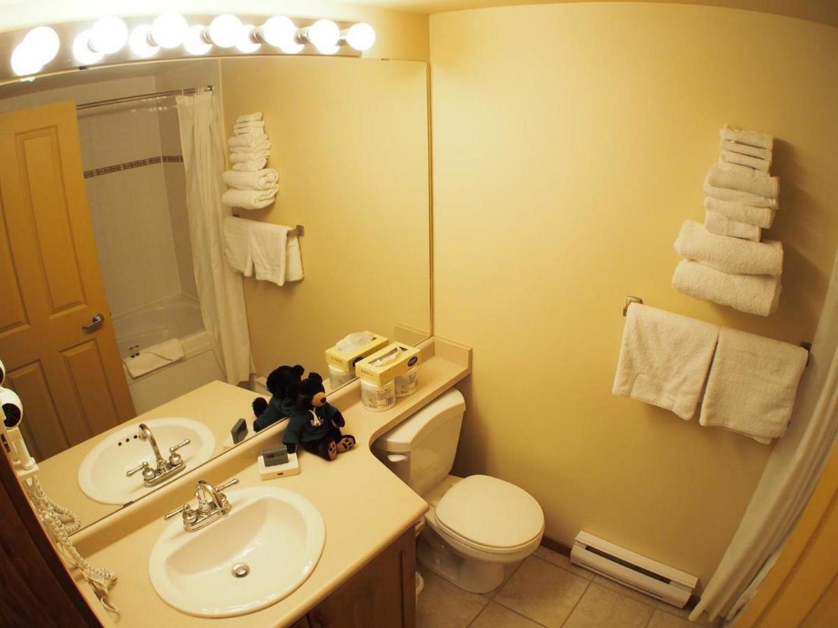Holiday Home Sun Peaks Bagian luar foto