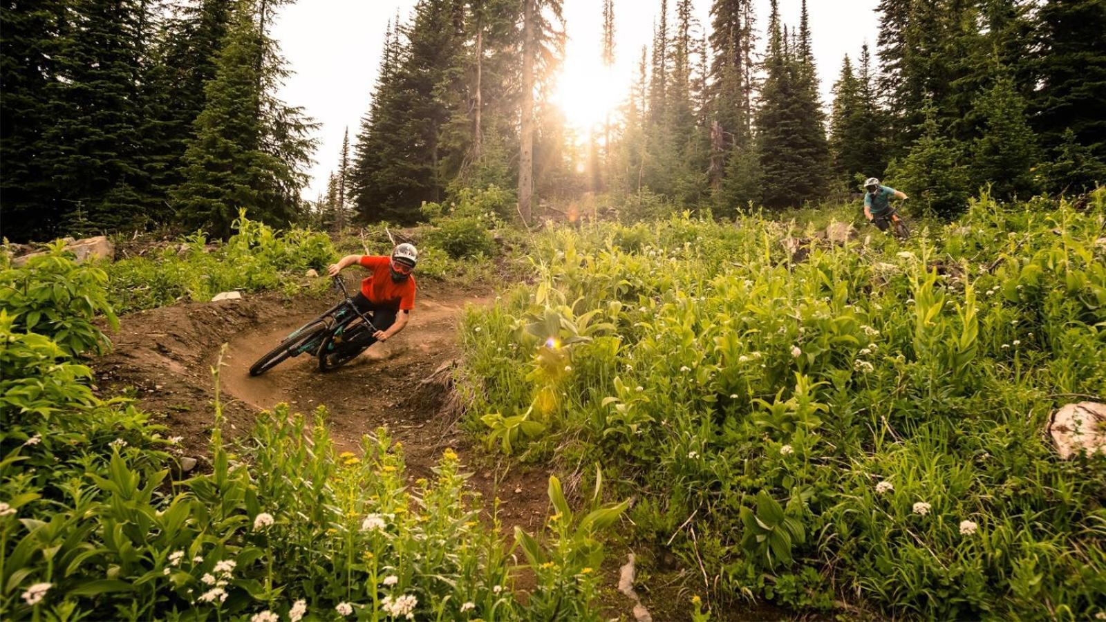 Holiday Home Sun Peaks Bagian luar foto